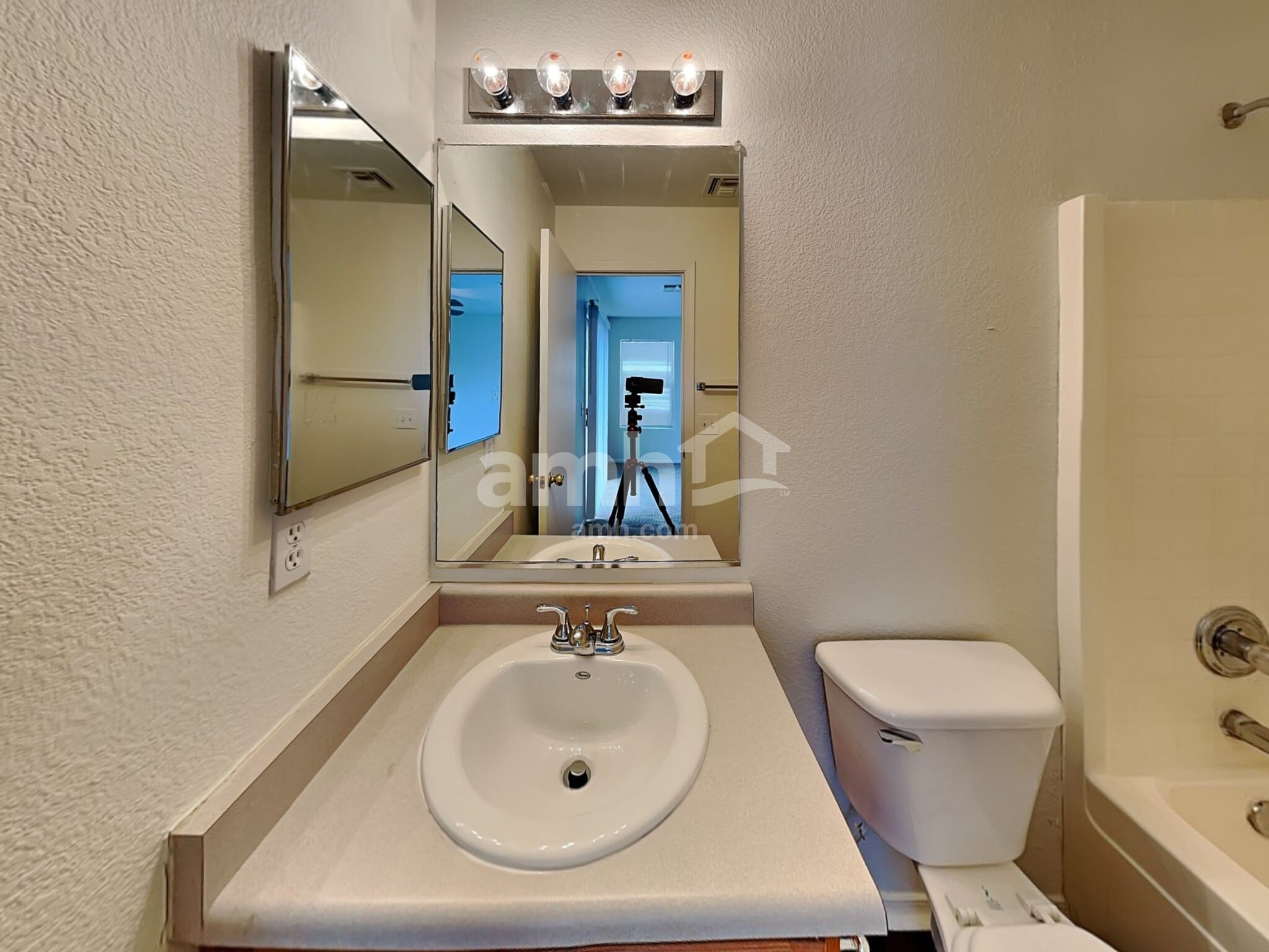 Building Photo - 11312 E Quintana Ave