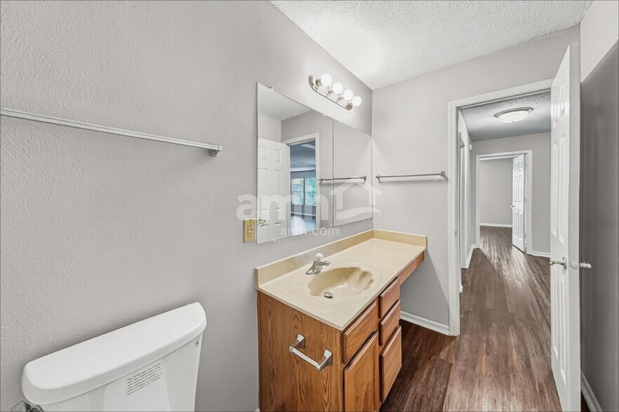 Building Photo - 2945 Sentiment Ln