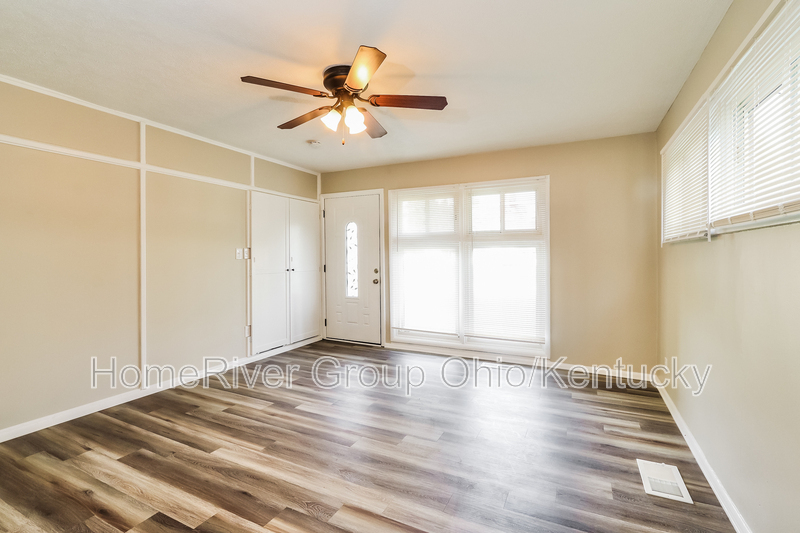 Building Photo - 2921 Garey Ln