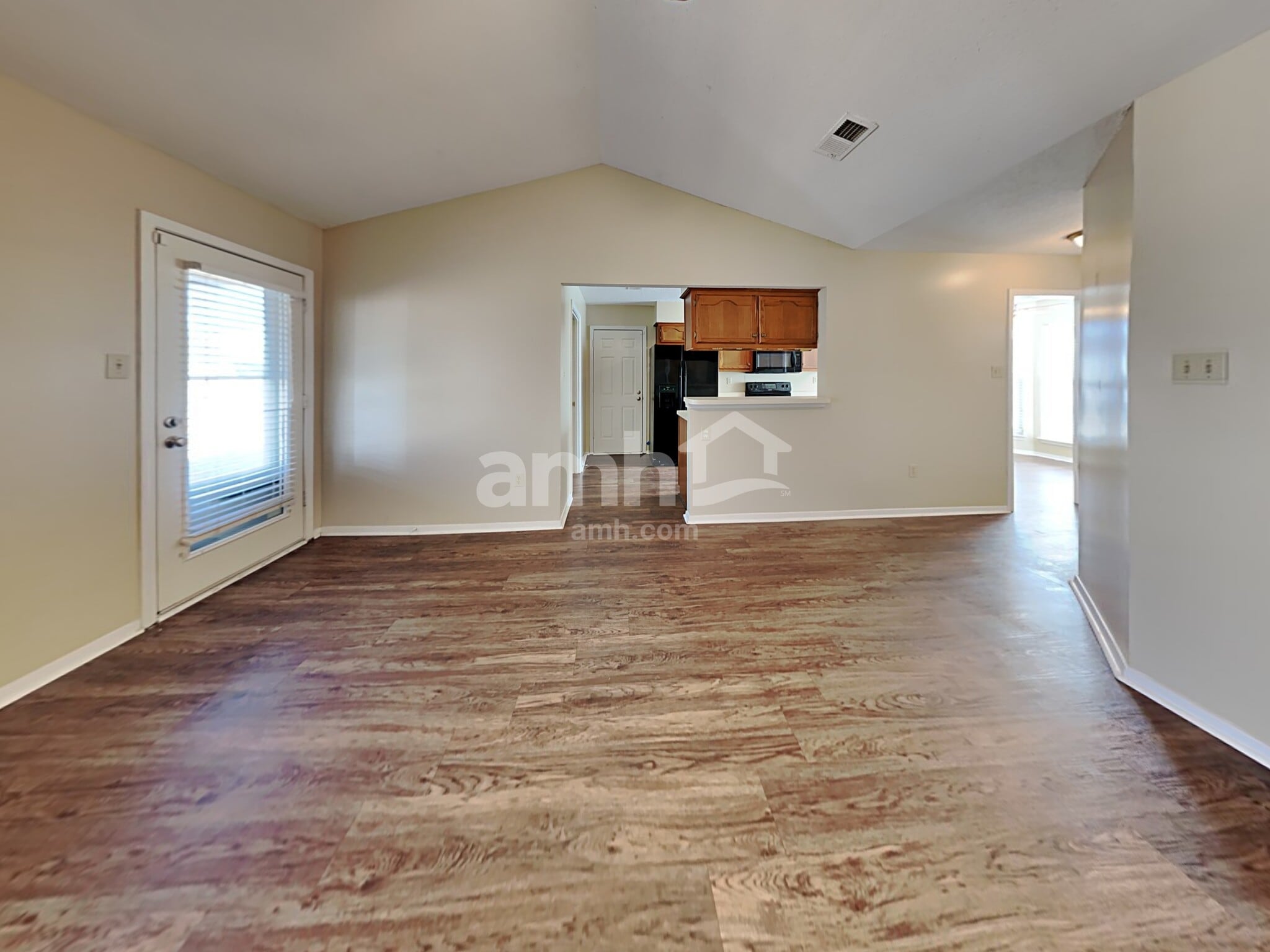 Building Photo - 10452 Kristen Dr S