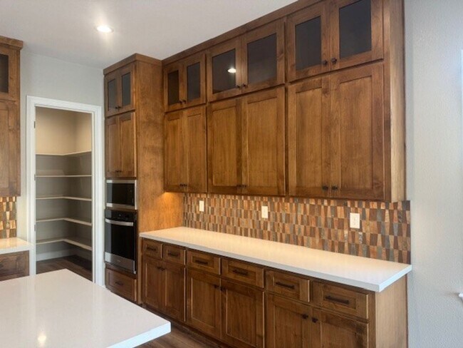 Building Photo - Newer Build Verdi Three Bedroom Home