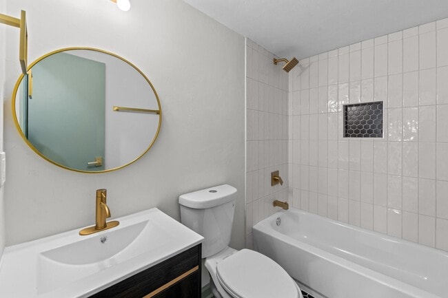 Building Photo - 2066 Tallavana Trail