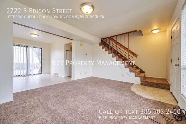 Building Photo - 2722 S Edison St