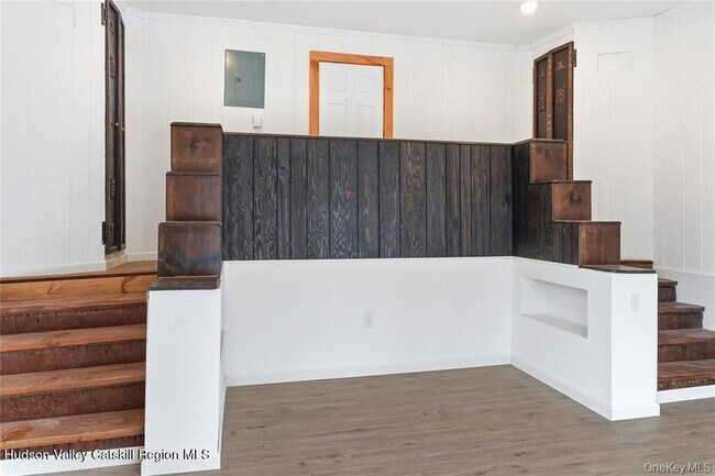 Building Photo - 378 Broadway