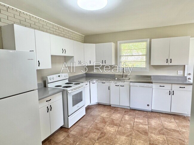 Building Photo - 3719 Bridlewood Dr