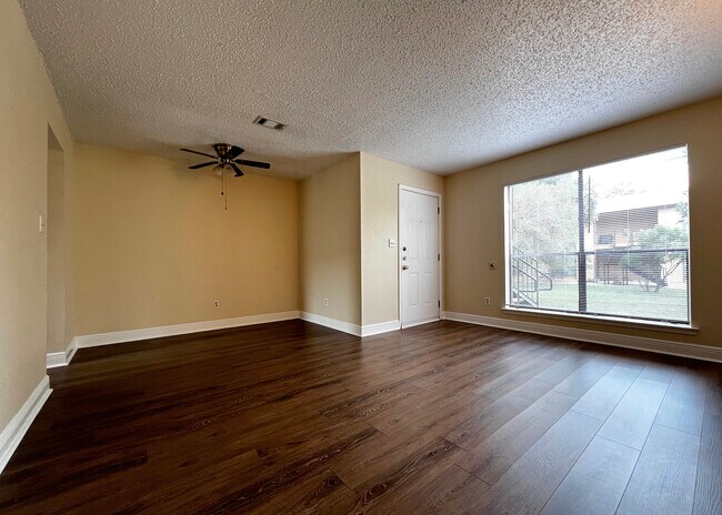 Building Photo - Fenway Loop Apartments