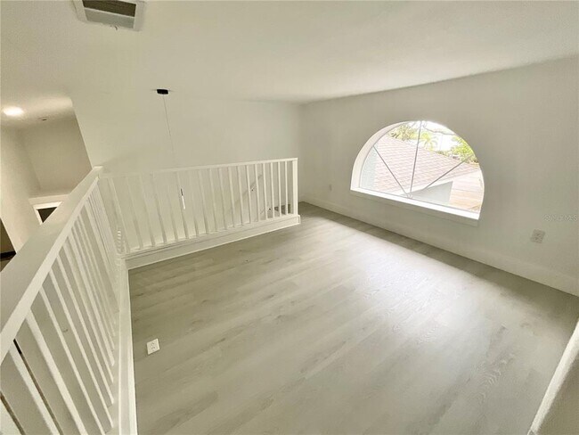 Building Photo - 1307 Belcher Dr