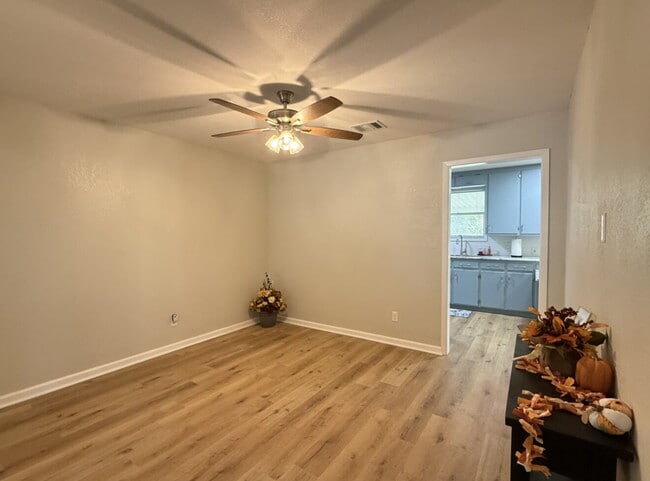 Building Photo - Where Classic Charm Meets Modern Comfort in Midway ISD