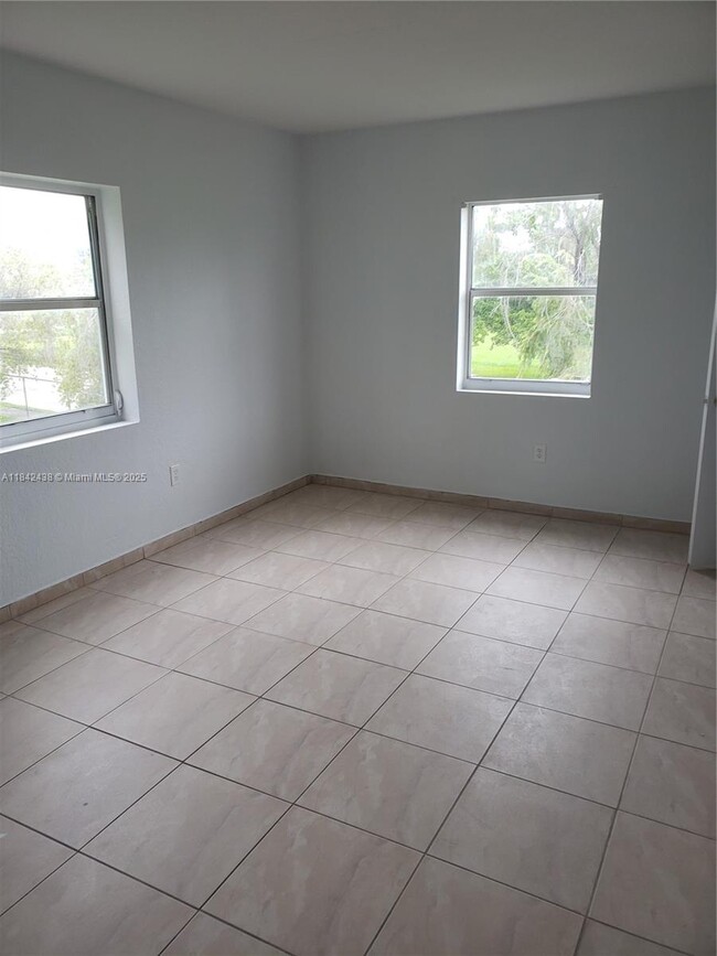 Building Photo - 456 NW 85th Street Rd