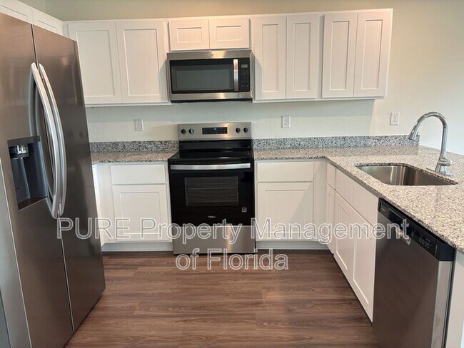 Building Photo - 2383 NW 22nd Ct