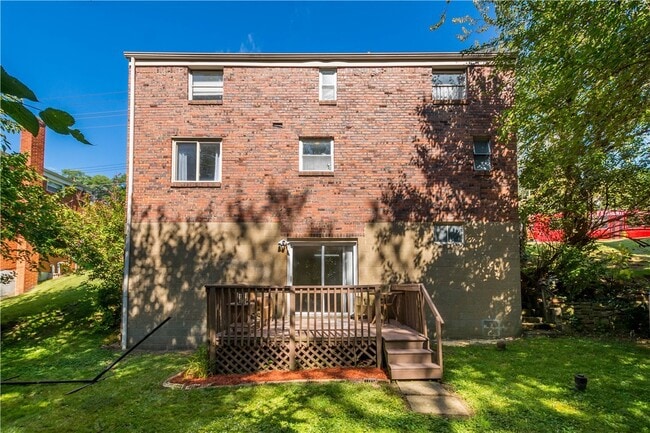 Building Photo - 1492 Prospect Rd