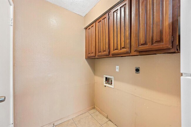 Building Photo - 11685 Alief Clodine Rd