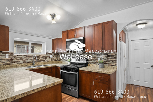 Building Photo - 3257 L St