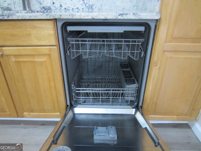 Building Photo - 4036 Oak Glenn Dr