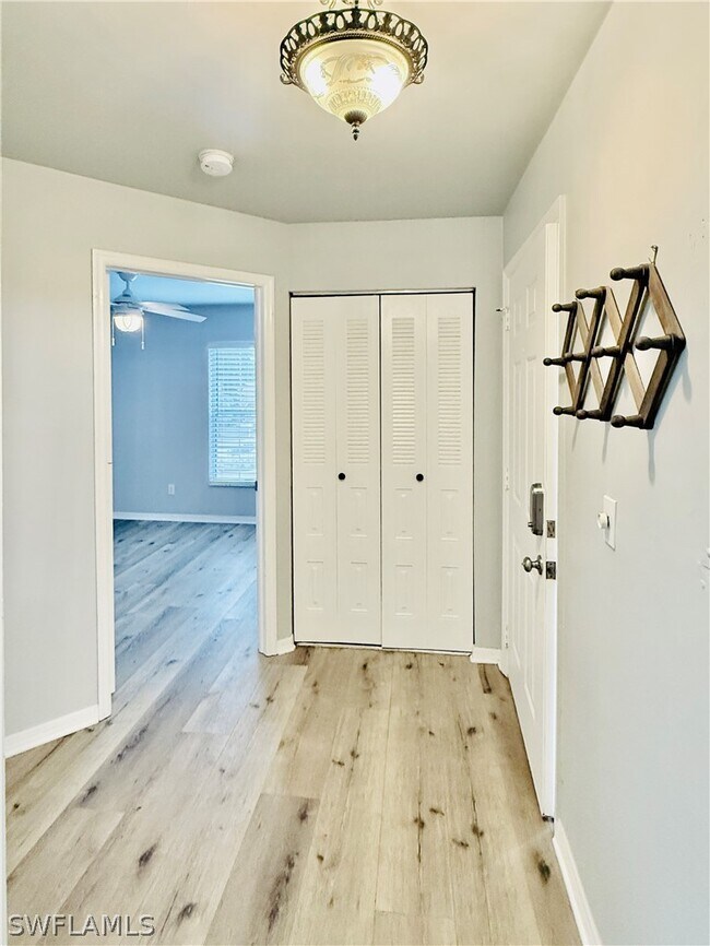 Building Photo - 2750 Kings Lake Blvd