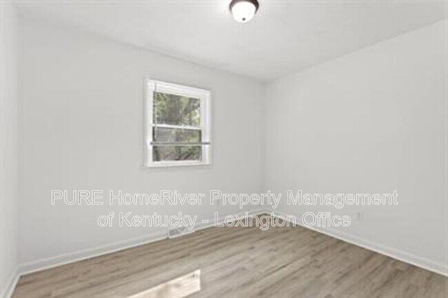Building Photo - 1187 Venetian Way