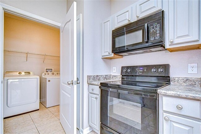 Building Photo - 17942 Villa Creek Dr