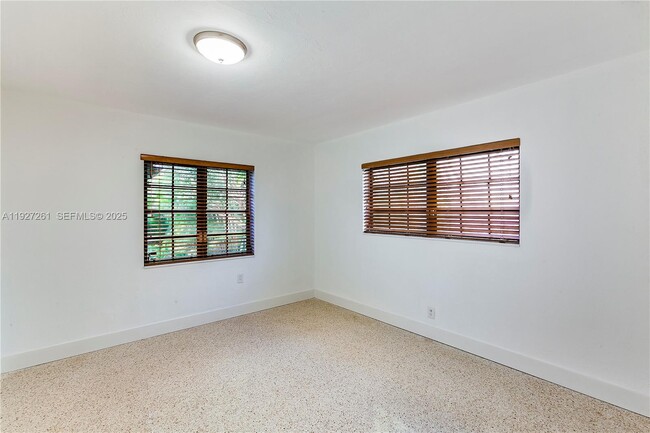 Building Photo - 407 Minorca Ave