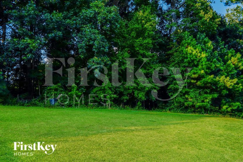 Building Photo - 8439 Browns Mill Trce