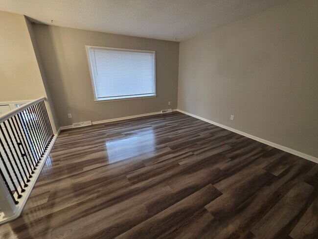 Building Photo - 1024 Spring St