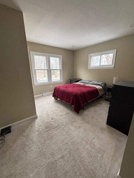 1st Bedroom - 2972 Madison Ave