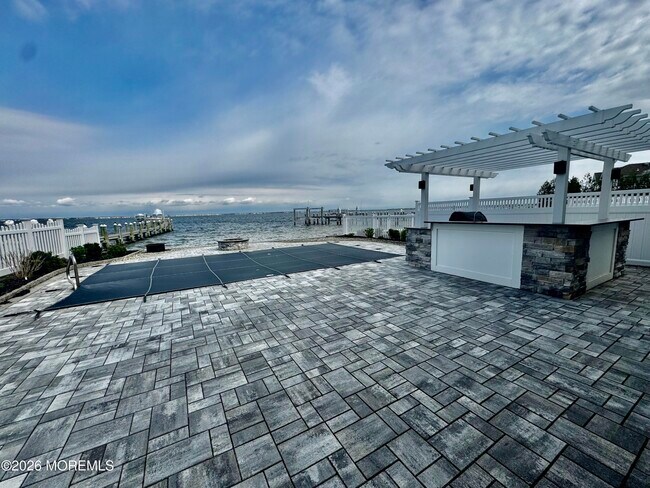 Building Photo - 79 Pershing Blvd