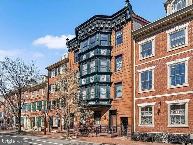 Building Photo - 231 Pine St