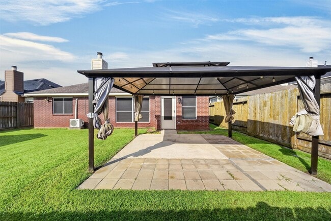 Building Photo - 20515 Spring Bluff Ln