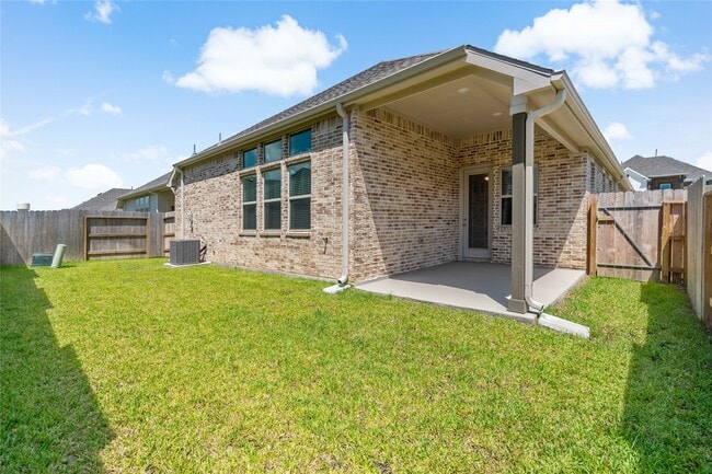 Building Photo - 2131 Villa Flora Ln