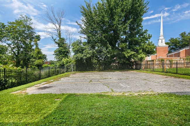 Building Photo - 5636 Purdue Ave