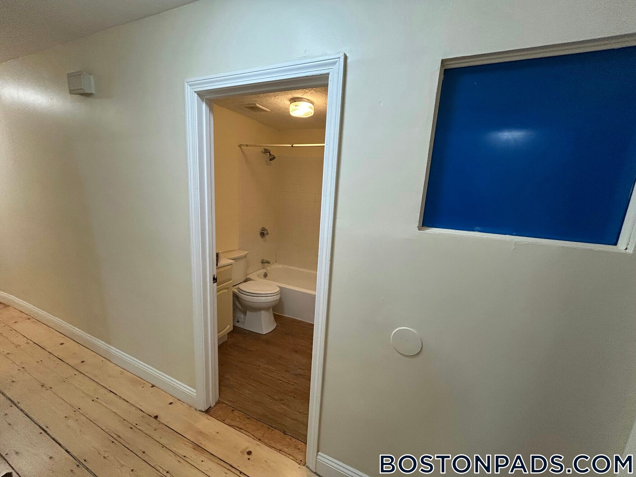 Building Photo - 64 Pleasant St