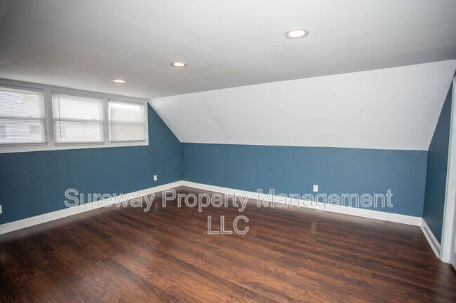 Building Photo - 49 Granite Ln