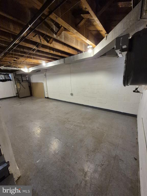 Building Photo - 2863 Edgecombe Cir S