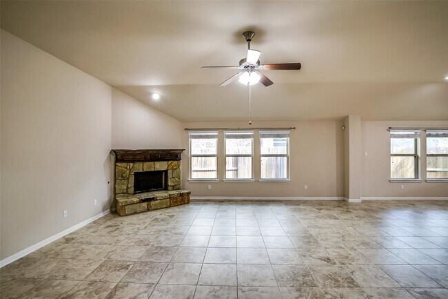 Building Photo - 128 Fort Cobb Way