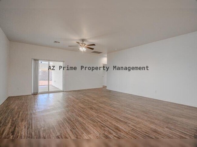 Building Photo - 8477 W Concordia Dr