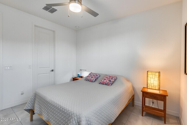 Building Photo - 3044 W Monte Way