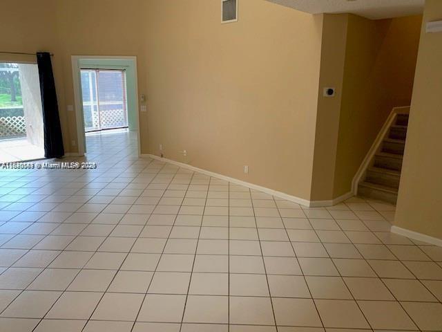 Building Photo - 7422 NW 61st Terrace