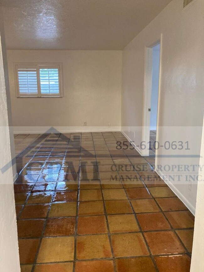 Interior Photo - 1609 S Federal Hwy Lake Worth, FL 33460