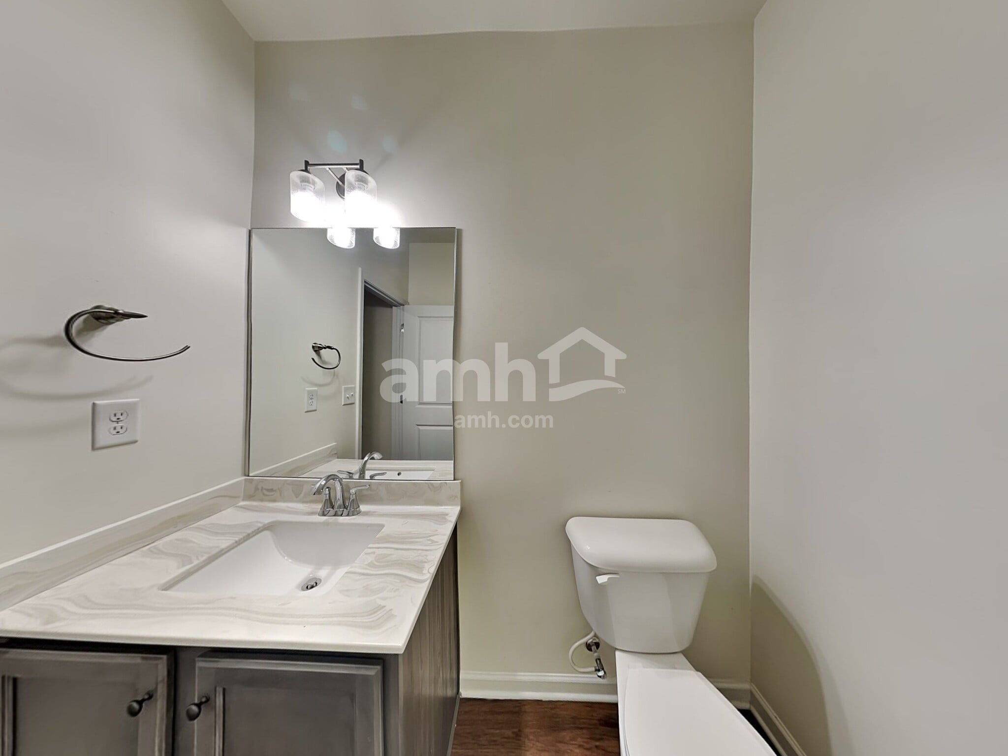 Building Photo - 721 Woodall Rd