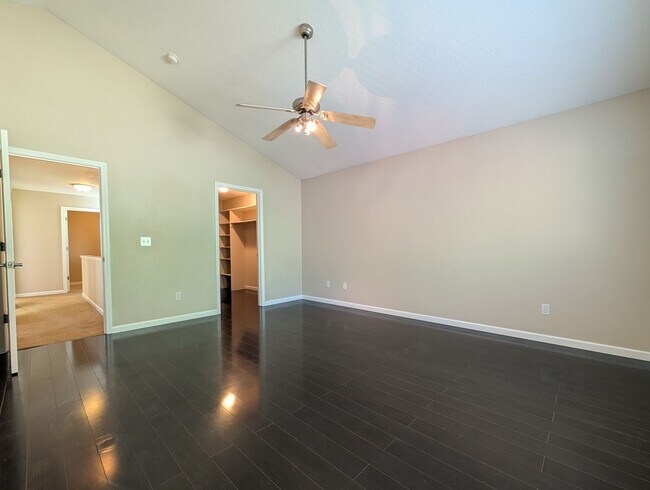 Building Photo - Beautiful 3-Bedroom, 2.5-Bath Home In River Road Area of Eugene!