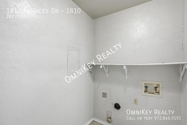 Building Photo - 1812 Frances Dr