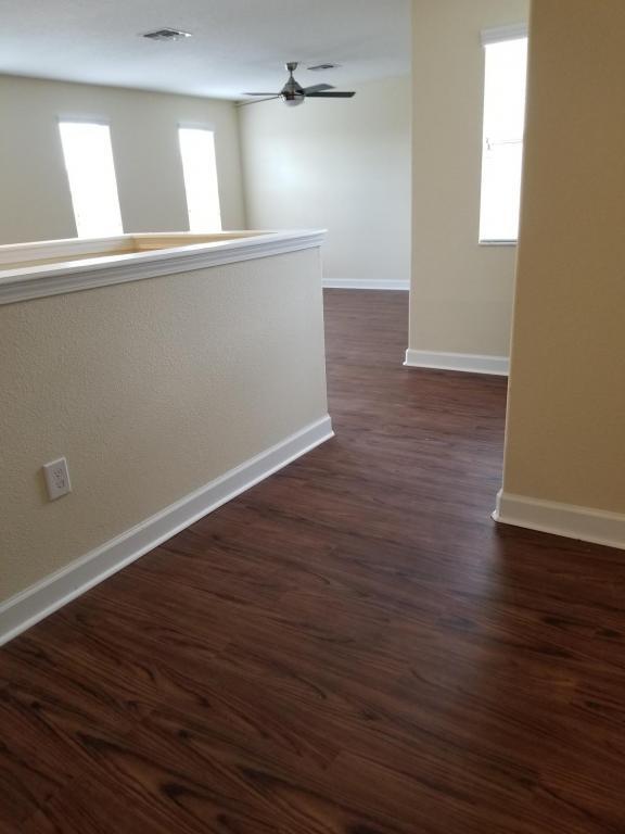 Building Photo - 15030 Evergreen Oak Loop