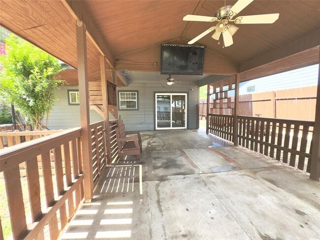 Building Photo - 4503 E Stassney Ln