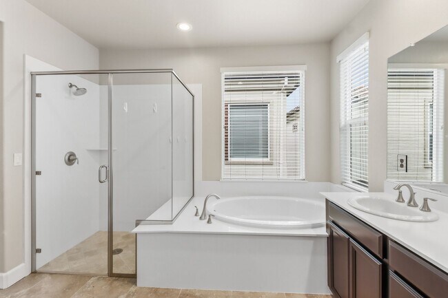 Building Photo - FIRST MONTH'S RENT FREE-Charming 3-Bedroom Home with Office in The Cannery – Davis, CA