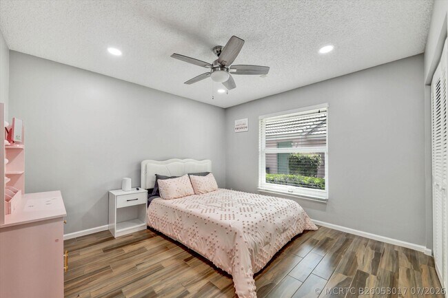 Building Photo - 10370 NW 50th Ct