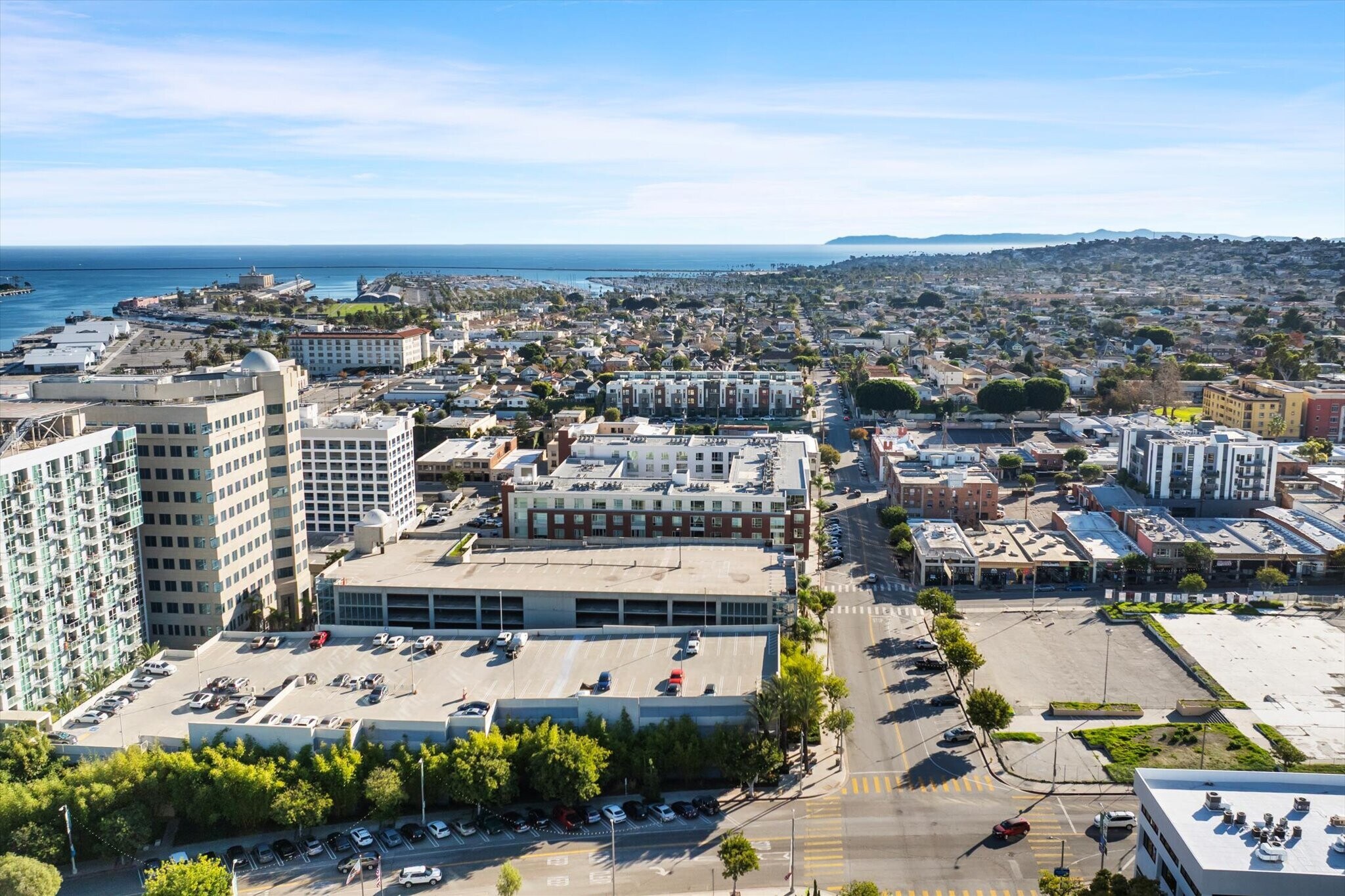 Building Photo - 285 W 6th St