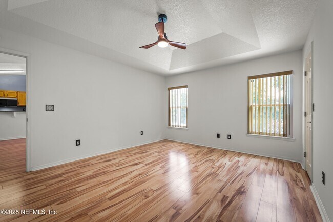 Building Photo - 5392 Heronview Ct