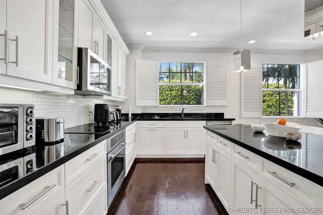 Building Photo - 381 E Cannery Row Cir