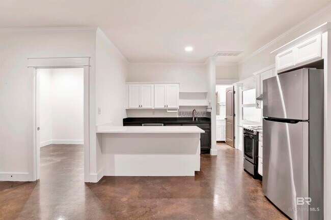 Building Photo - 7256 Atlanta Cir