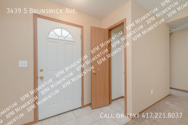 Building Photo - 3439 S Brunswick Ave